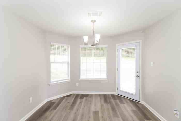 465 Oakland Hills Dr - Photo 6 of 16