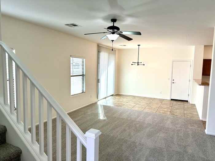 971 S Deerfield Ln - Photo 3 of 36