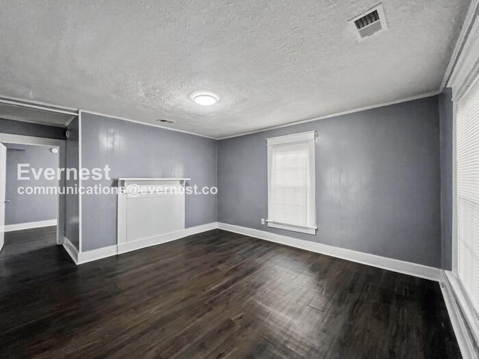 749 Bey St - Photo 3 of 19