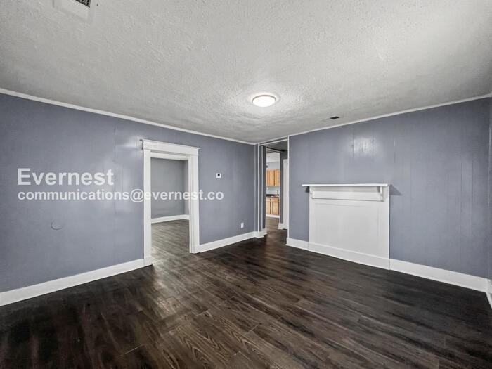 749 Bey St - Photo 4 of 19