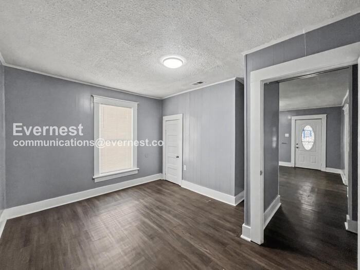 749 Bey St - Photo 7 of 19