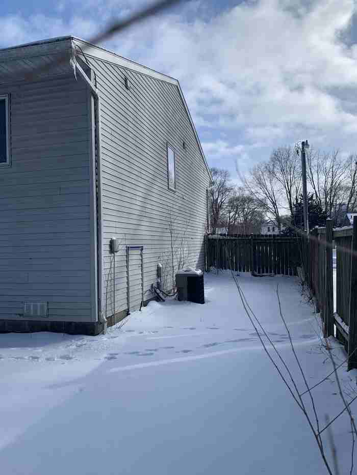 116 Chestnut St - Photo 2 of 14