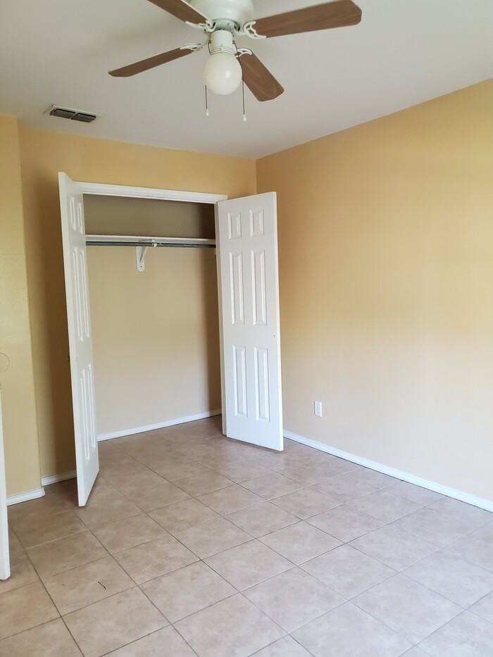 513 W Matz Ave #A - Photo 7 of 13