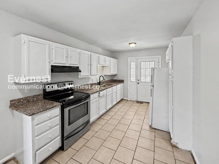 9825 Virginianna Dr - Photo 2 of 20