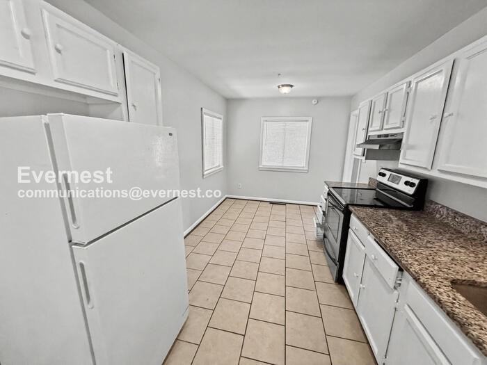 9825 Virginianna Dr - Photo 3 of 20