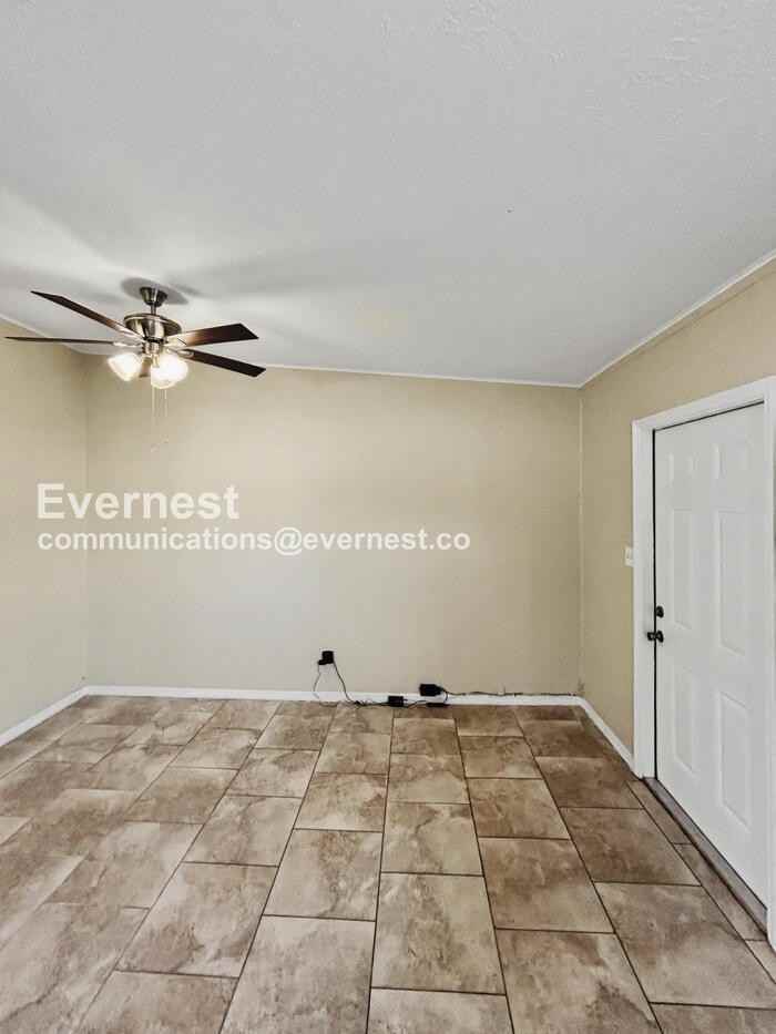 2925 N 46th St #A - Photo 6 of 18