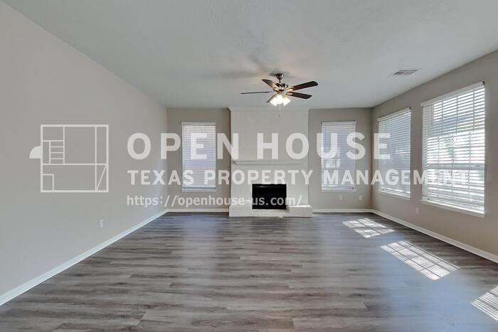 814 Hyacinth Pl - Photo 6 of 23