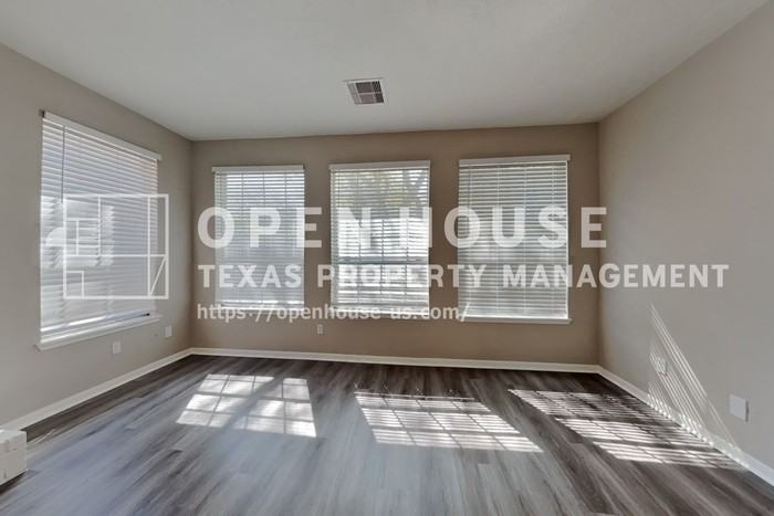 814 Hyacinth Pl - Photo 7 of 23