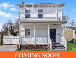 featured image of 1918 Camden Ave