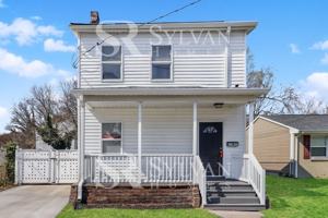 featured image of 1918 Camden Ave