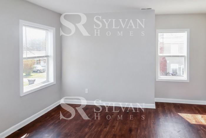 1918 Camden Ave - Photo 3 of 16