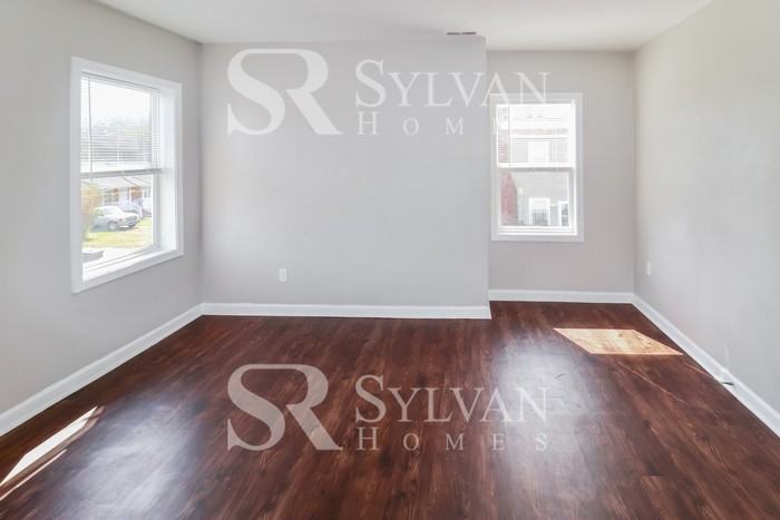 1918 Camden Ave - Photo 4 of 16