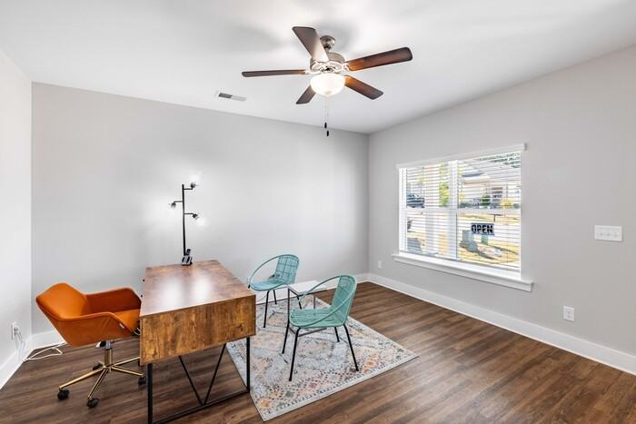 2033 Weaver Way - Photo 2 of 15