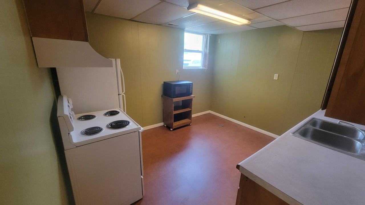 1011 Lincoln Street - Photo 6 of 23