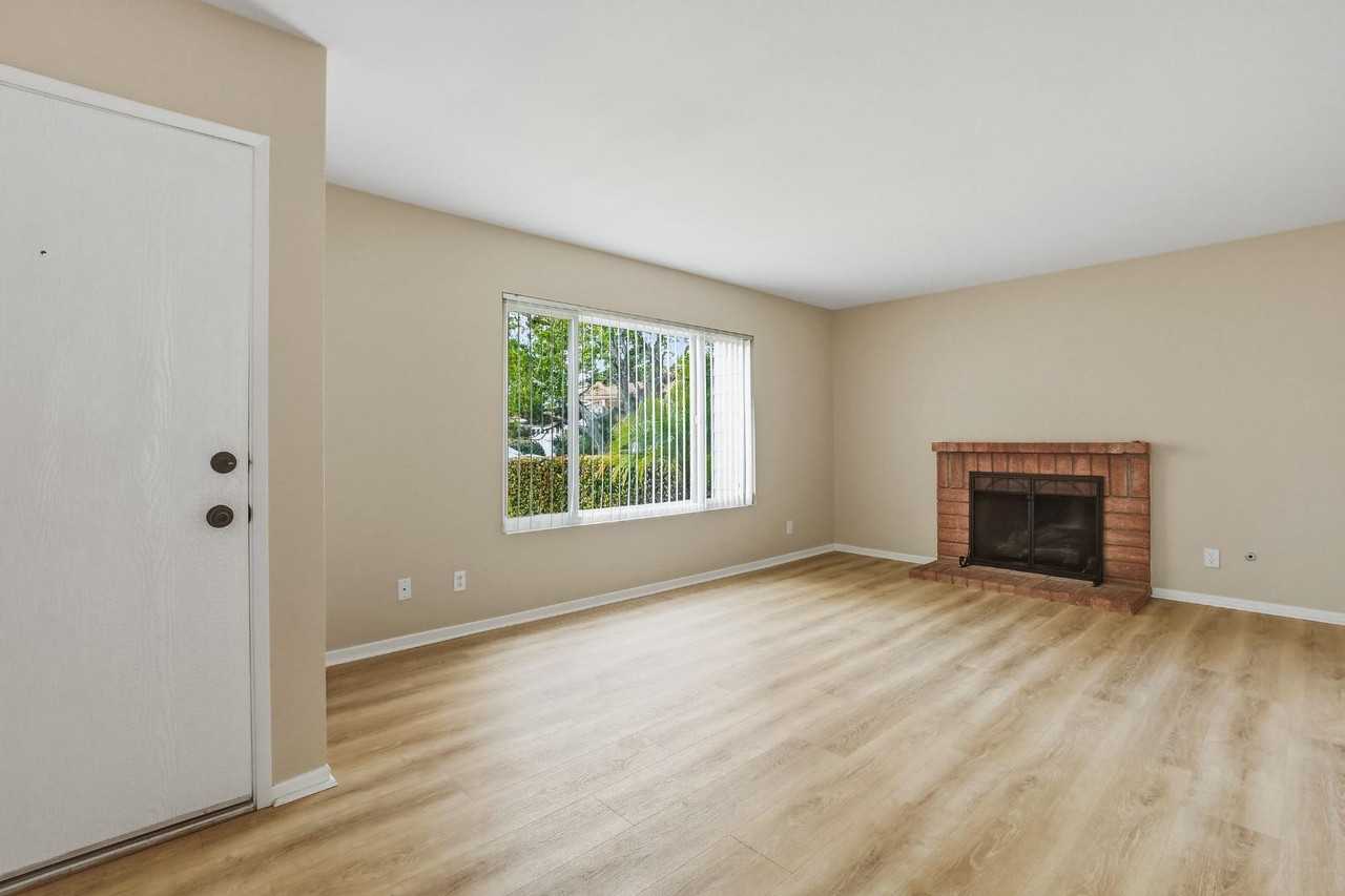 10261 Kaiser Pl - Photo 7 of 20