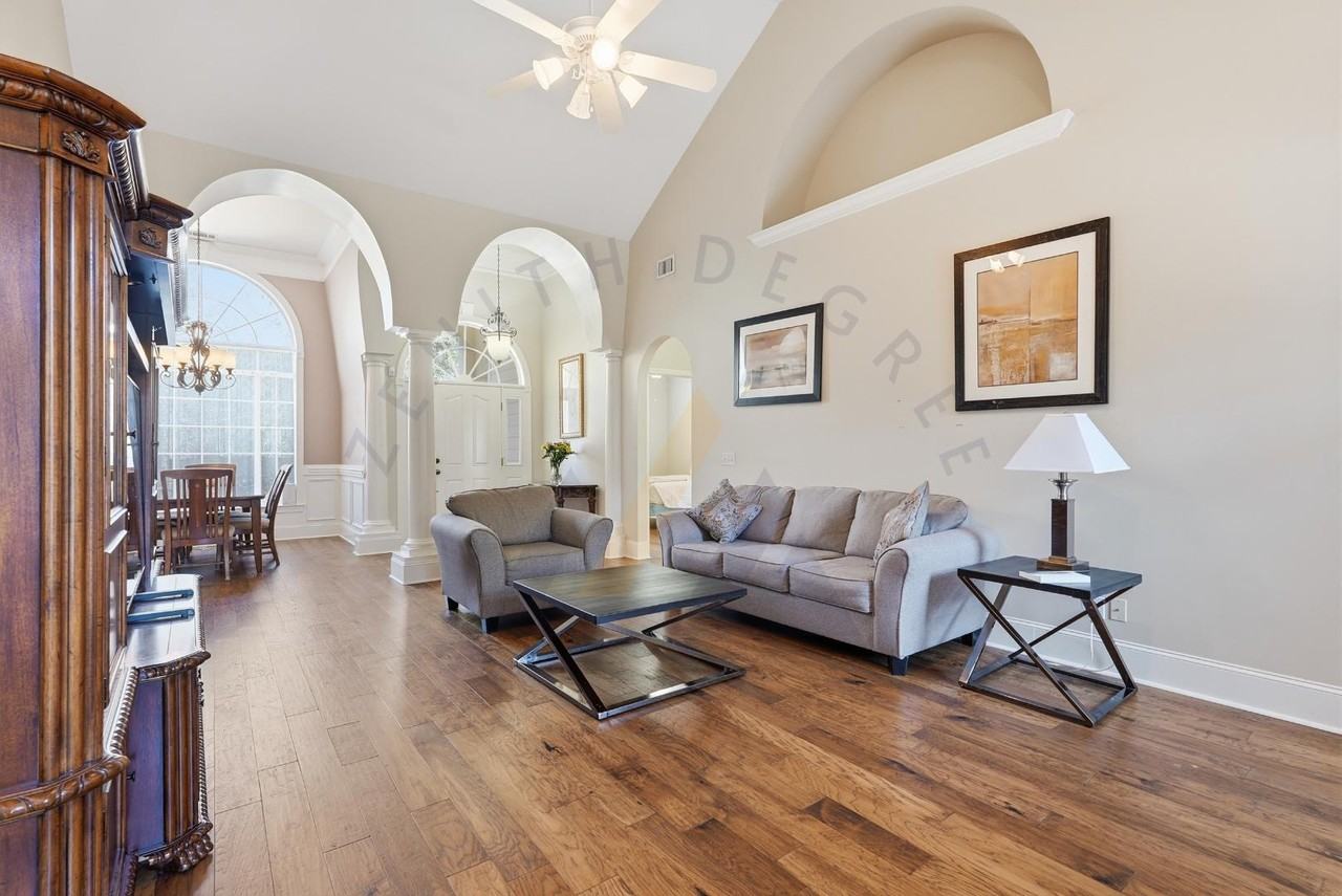 245 Club Gate - Photo 7 of 11