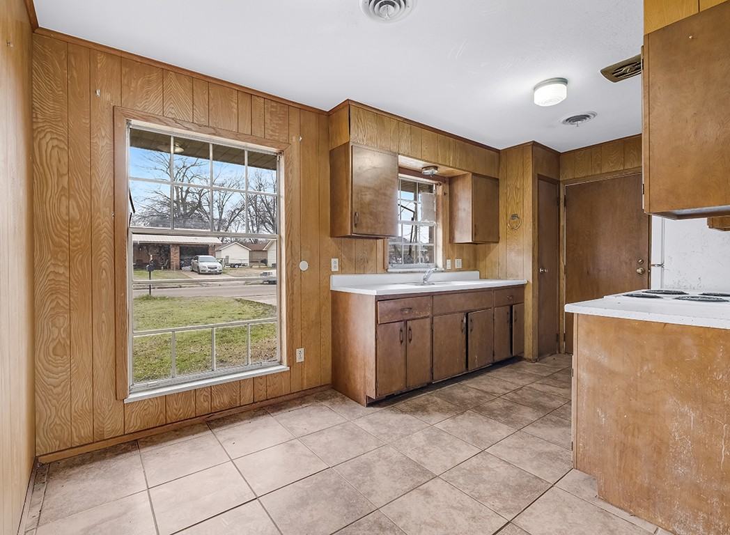 2003 Ashley #NA - Photo 4 of 18