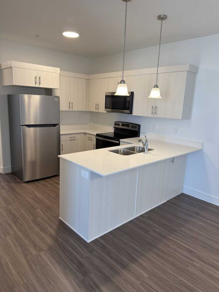 6454 W Pinnacle Peak Ln #E201 - Photo 2 of 15