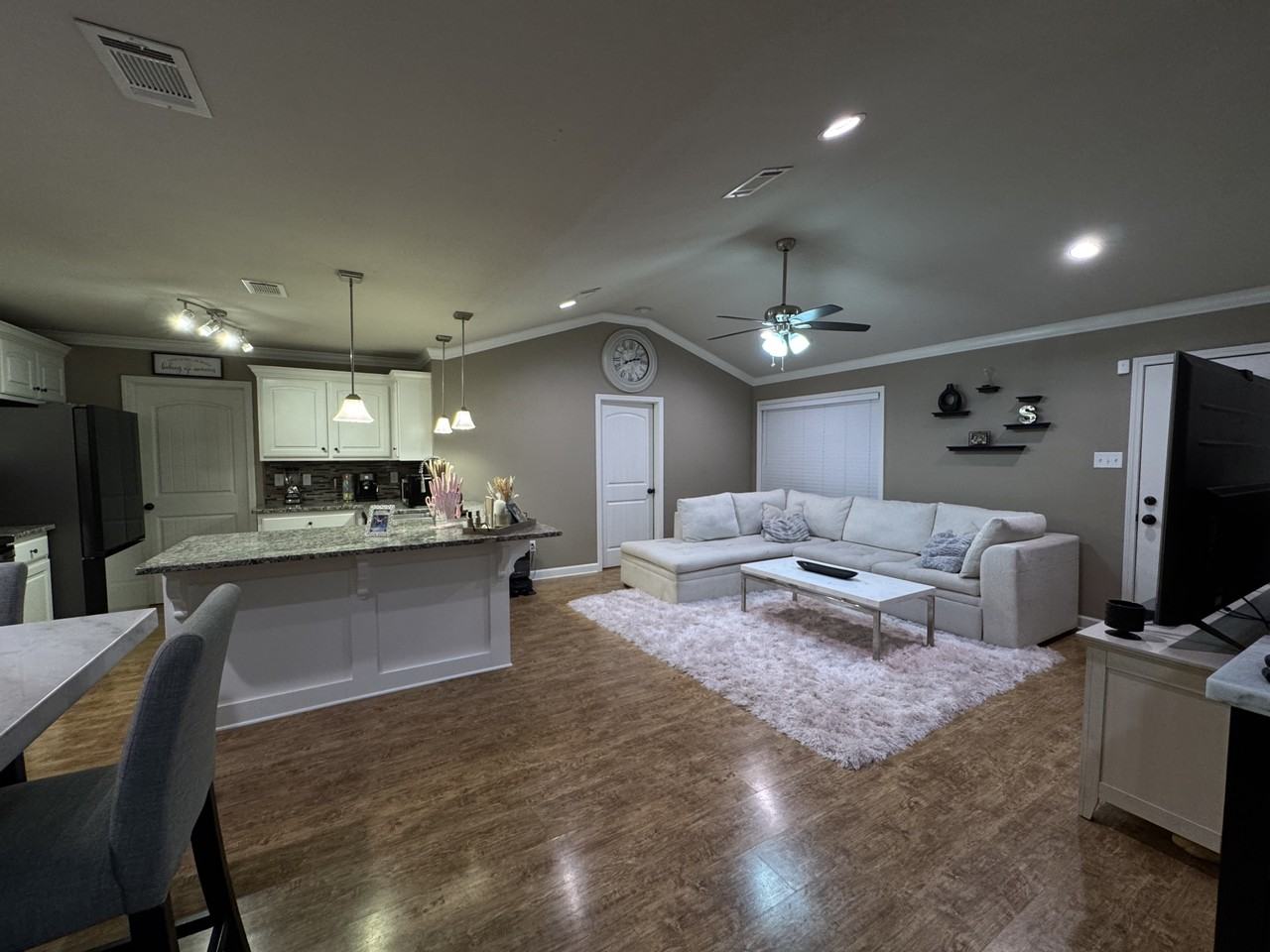 21 Kasidyann Ct #NA - Photo 3 of 20