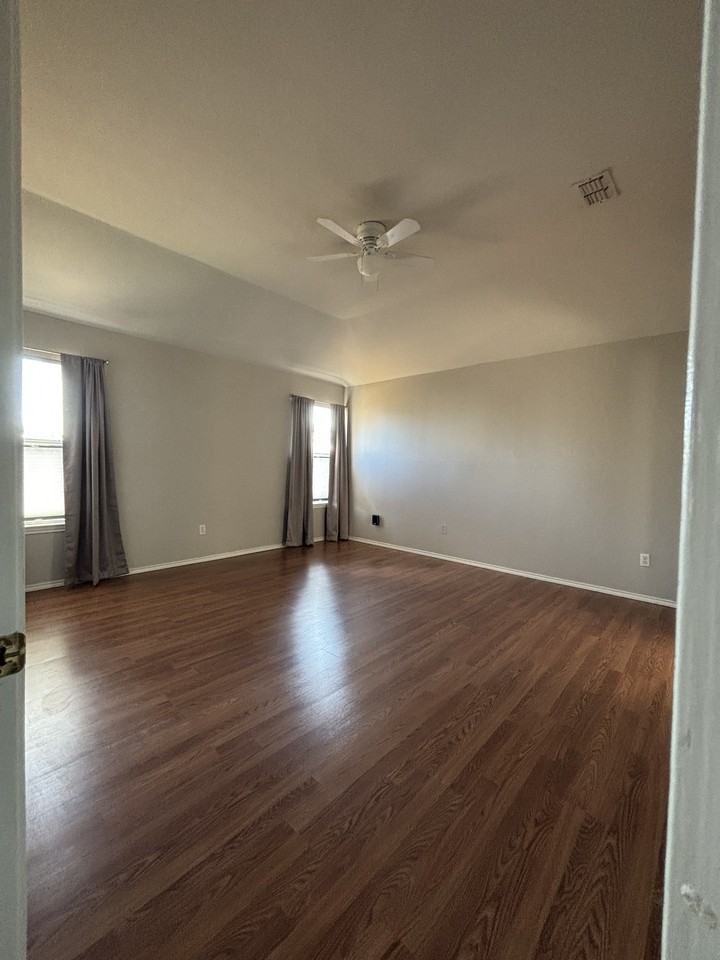 3507 San Roman St #NA - Photo 6 of 19