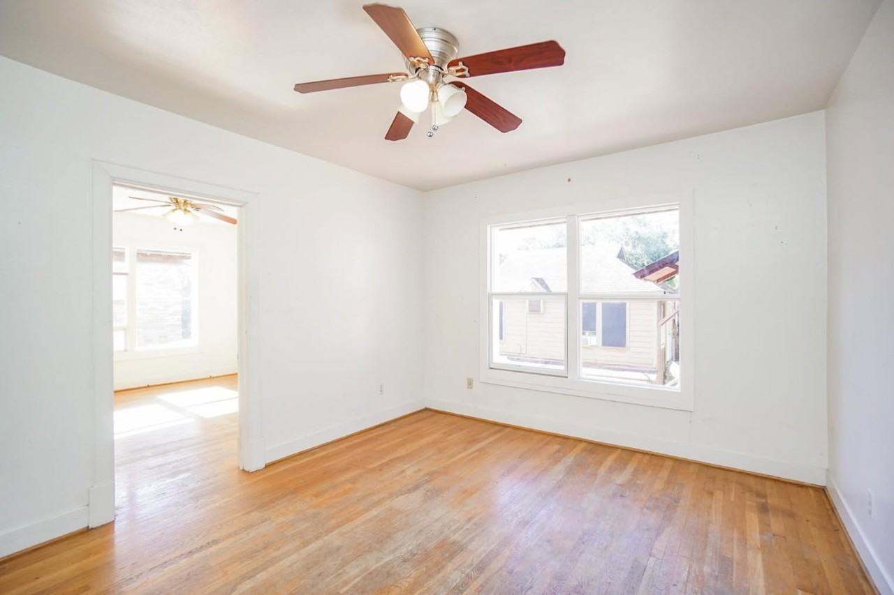 4320 2/2 Jack St #NA - Photo 4 of 13