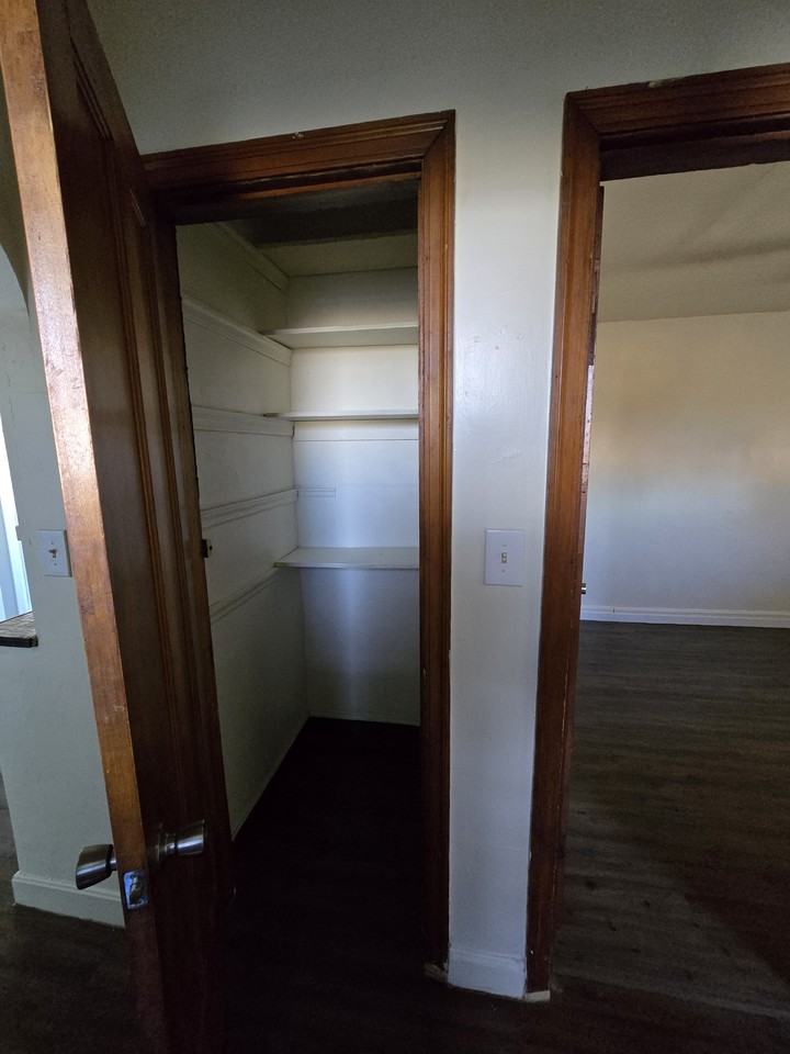 4029 Reading Rd #7 - Photo 7 of 17