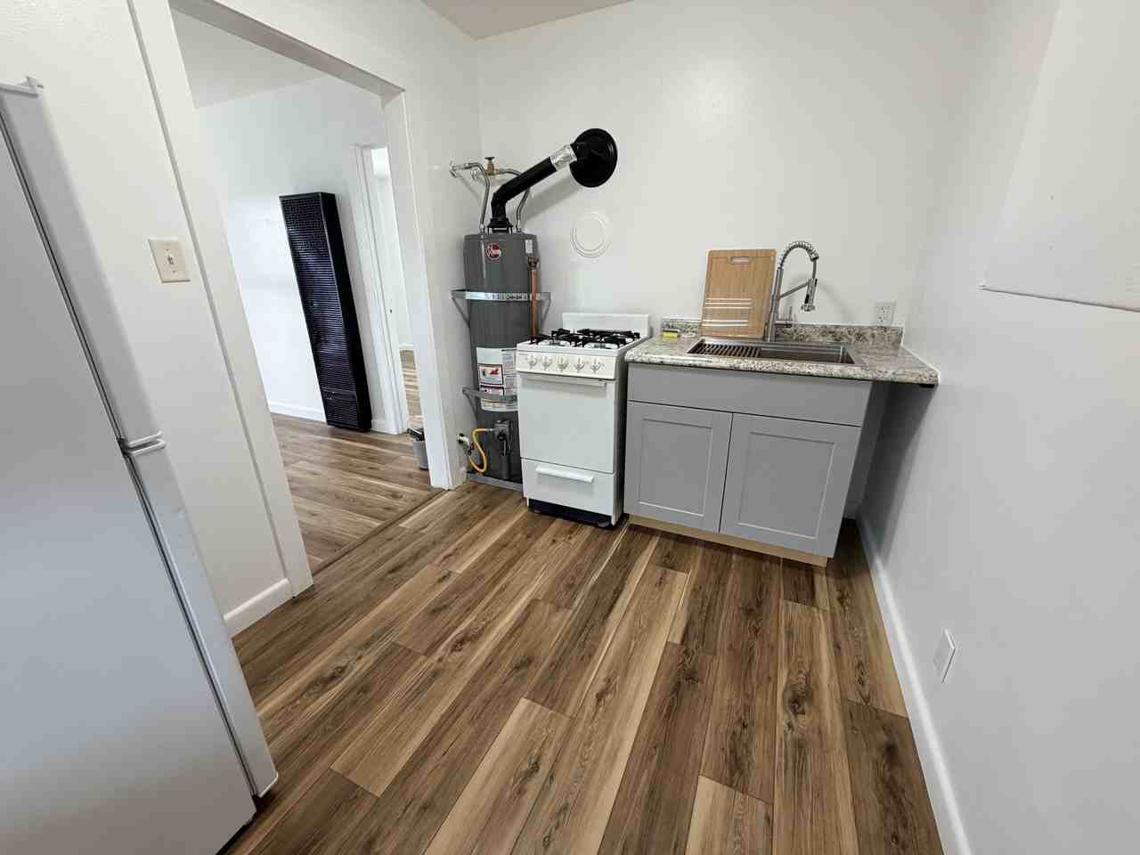 516 W Everding St #3 - Photo 4 of 4