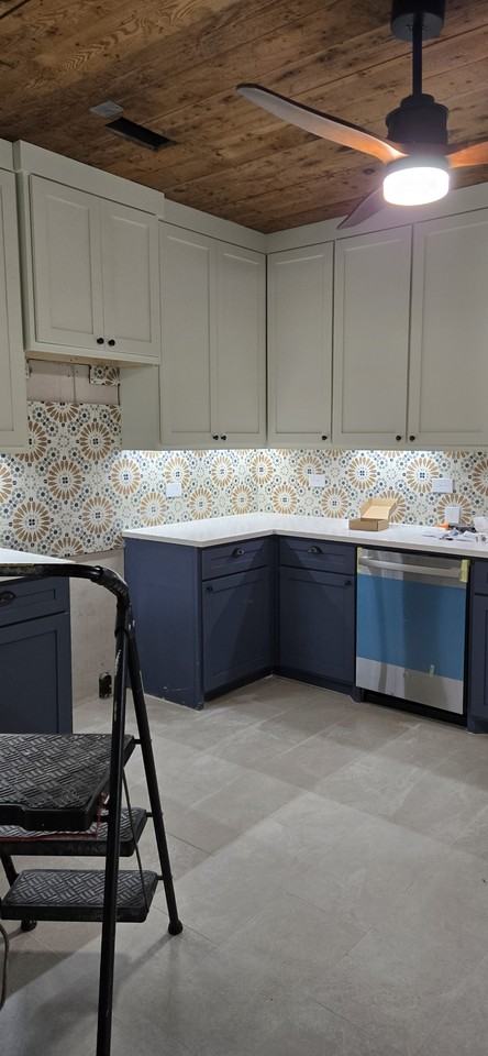 307 E Waco St #NA - Photo 5 of 17