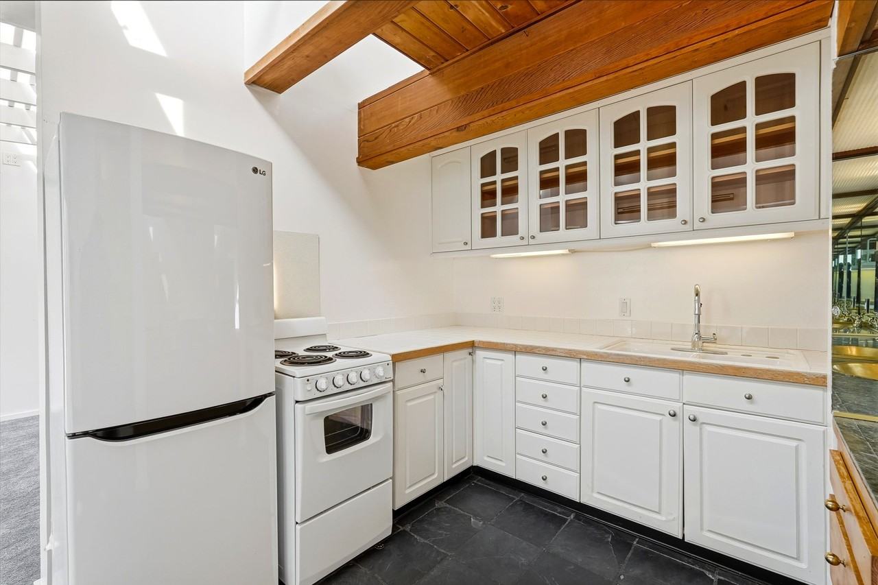 6456 Surfside Way #GH - Photo 7 of 23