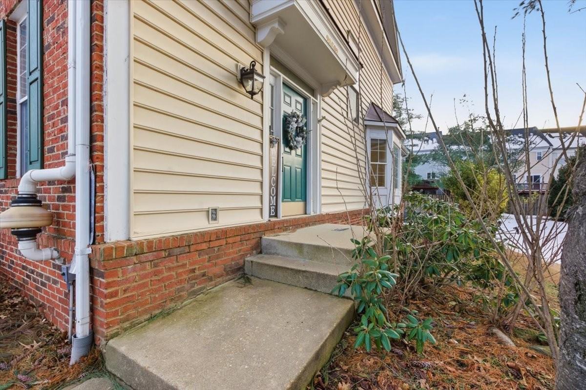 20502 Morningside Ter #0 - Photo 3 of 30