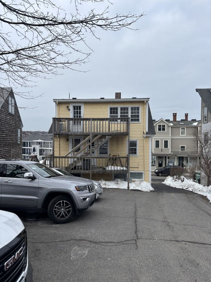 38 Main St #3 - Photo 4 of 17