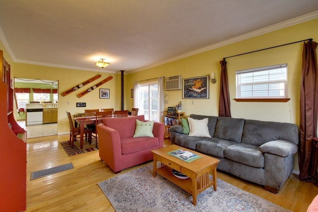 1128 Hobson St #NA - Photo 3 of 40