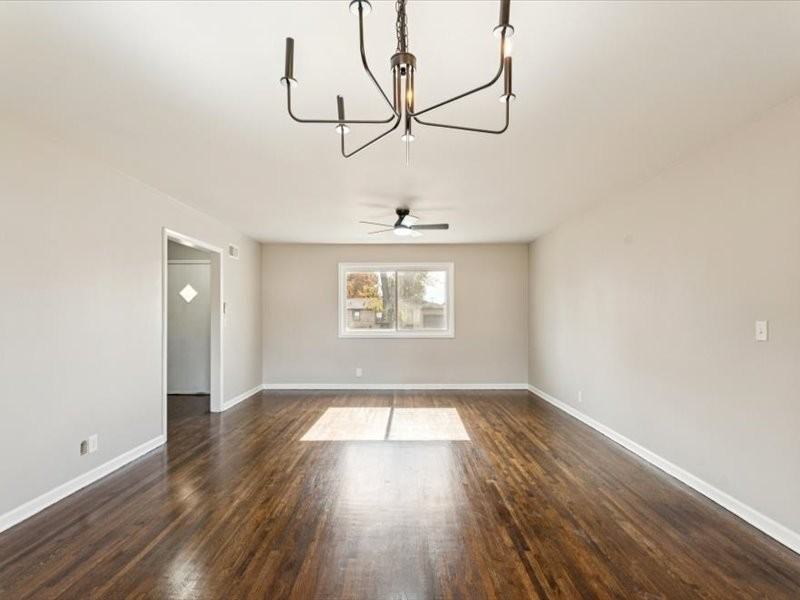 411 W 46th St #NA - Photo 4 of 27