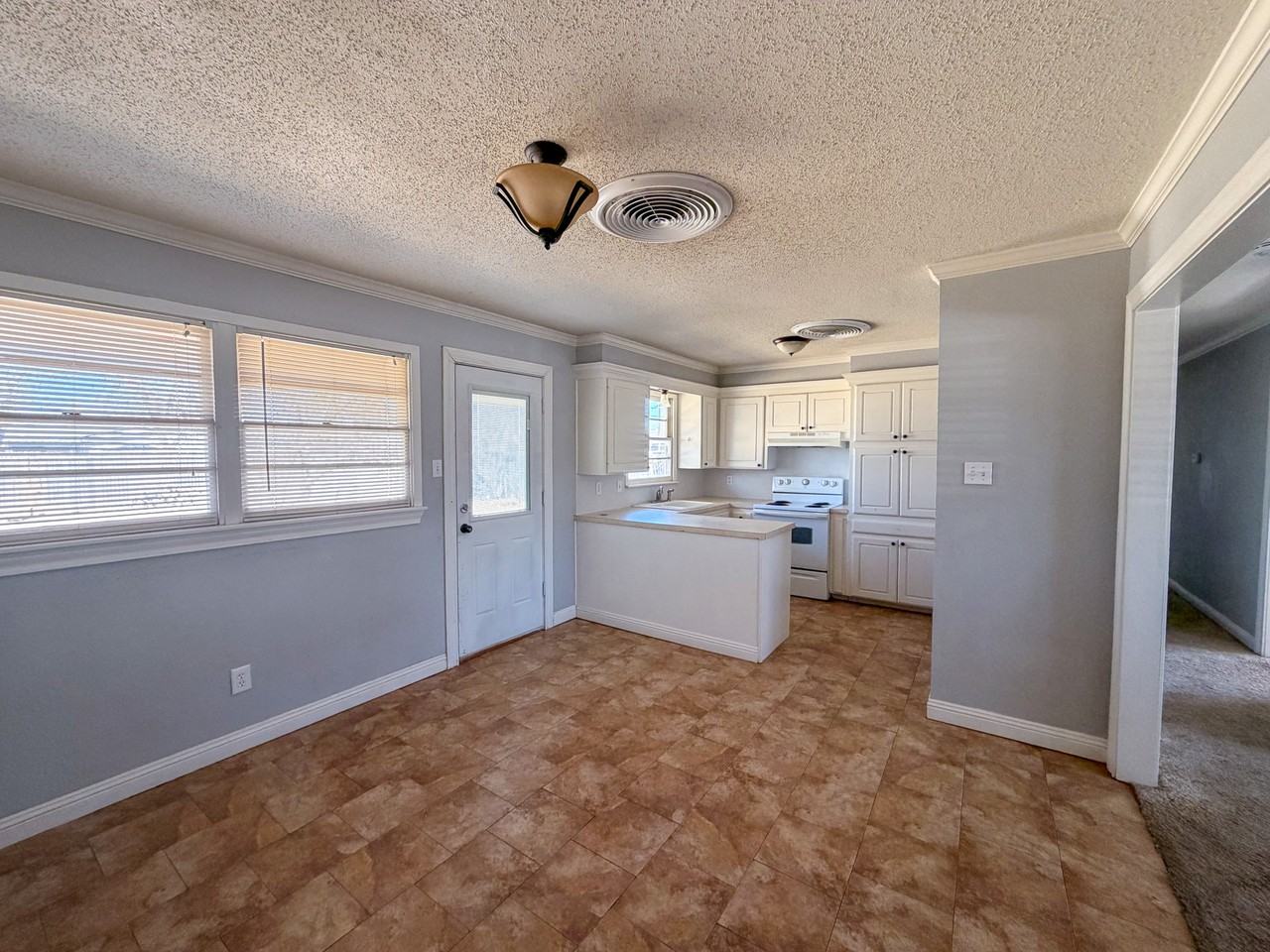 5204 40th St #NA - Photo 3 of 10