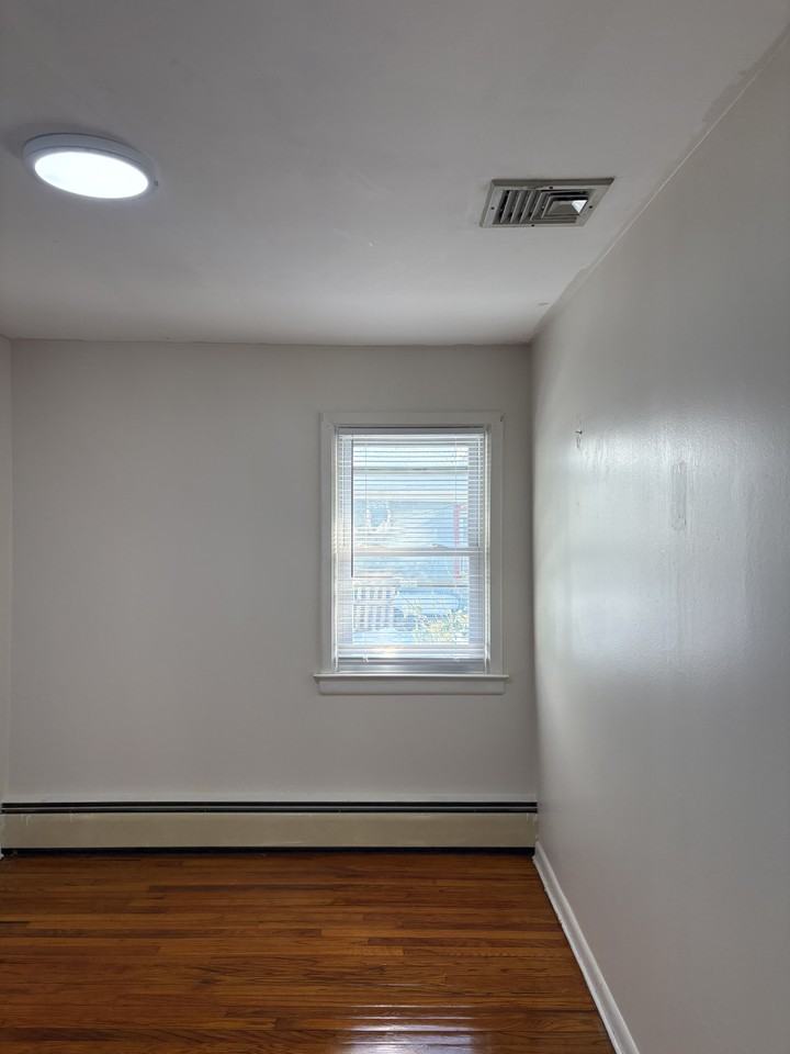 32 Maiden Ln #NA - Photo 5 of 15