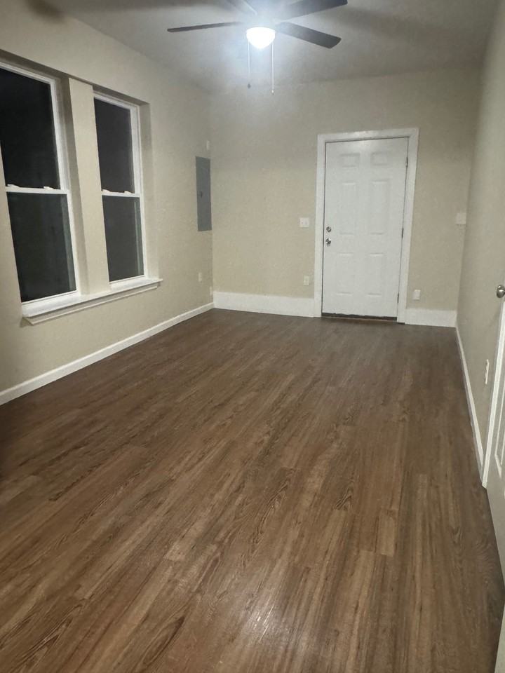 48 Jackson St #1 - Photo 4 of 12