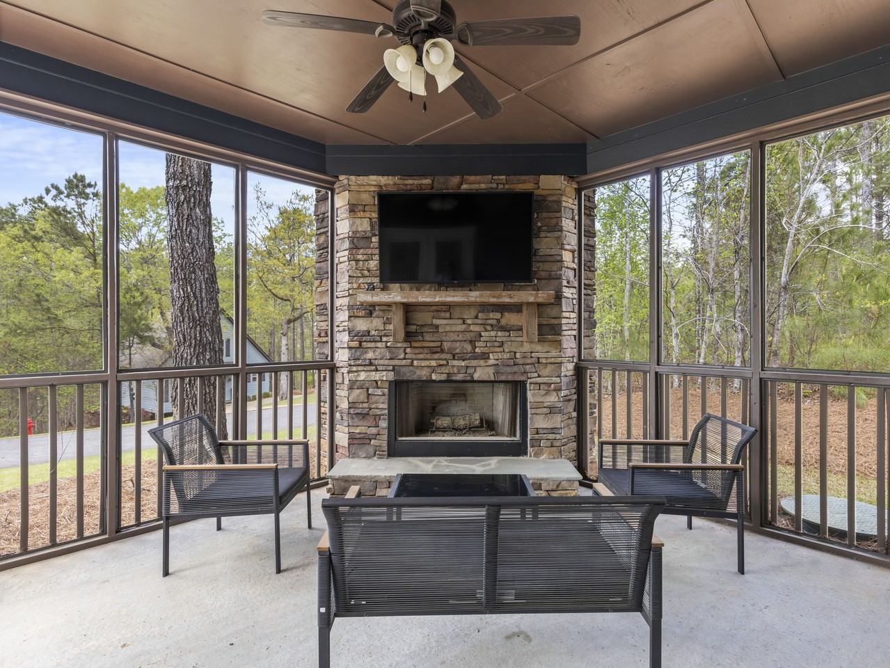 127 Camp Cir #NA - Photo 2 of 14