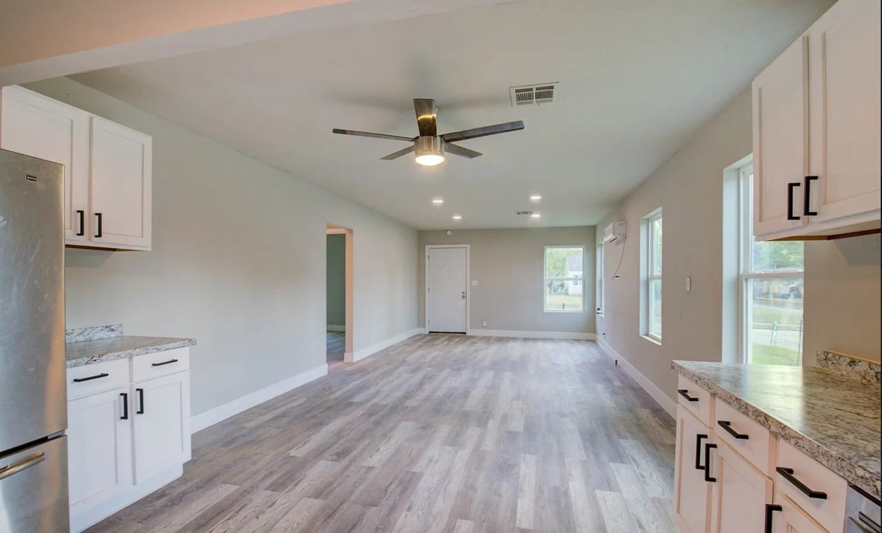 4303 E 4th Pl #A - Photo 7 of 16