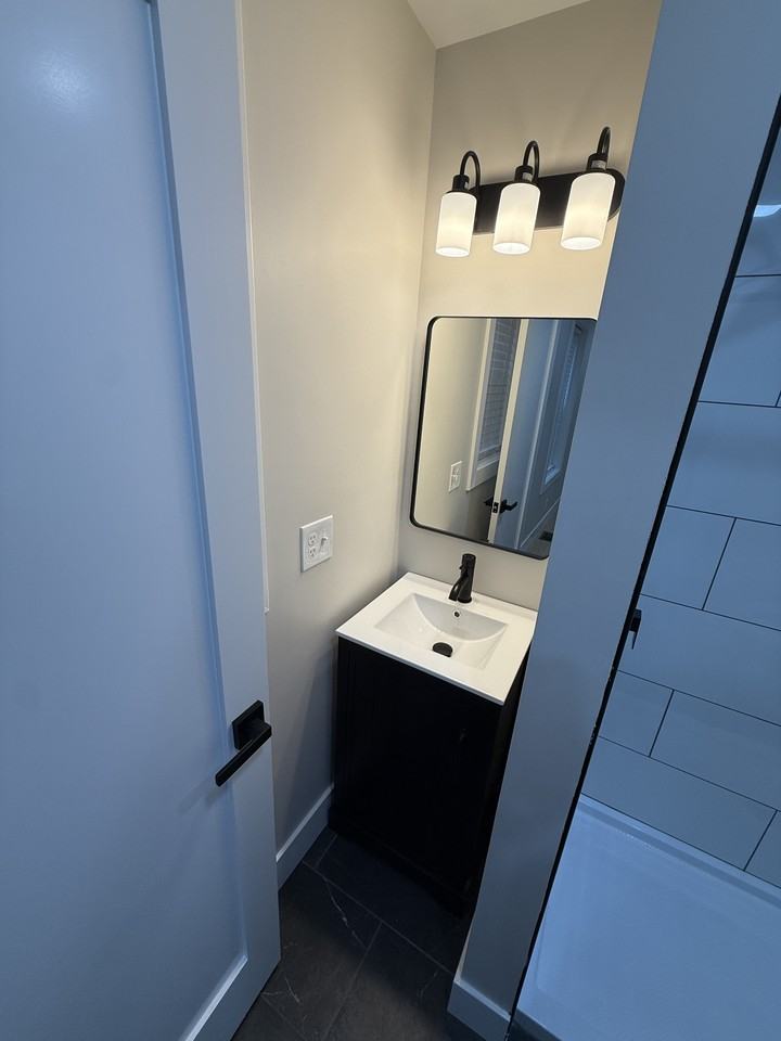 133 Stanwood St #1 - Photo 7 of 11