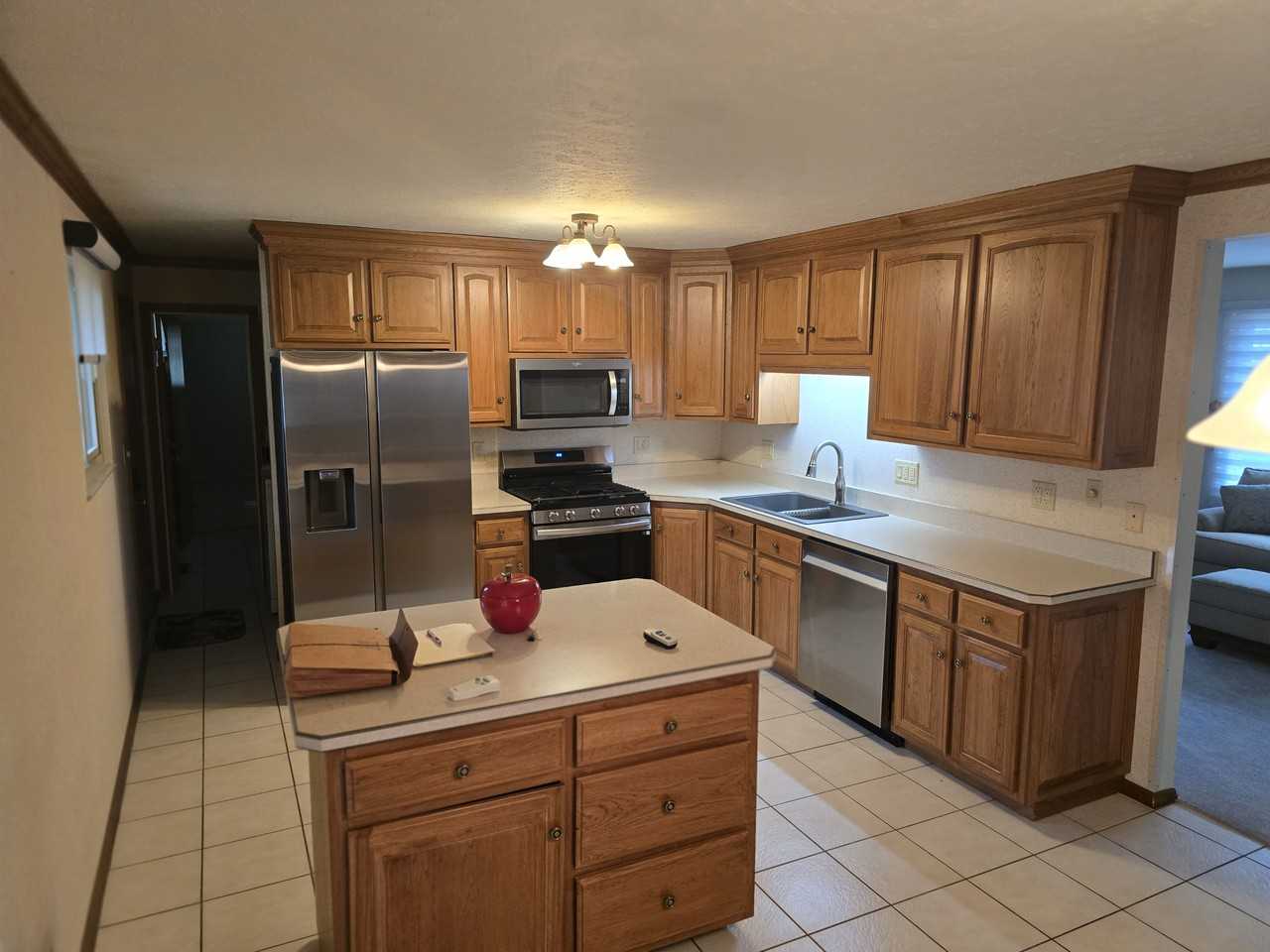 209 Woodley Ter #NA - Photo 5 of 19