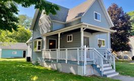 1359 Oakes St - Photo 1 of 1