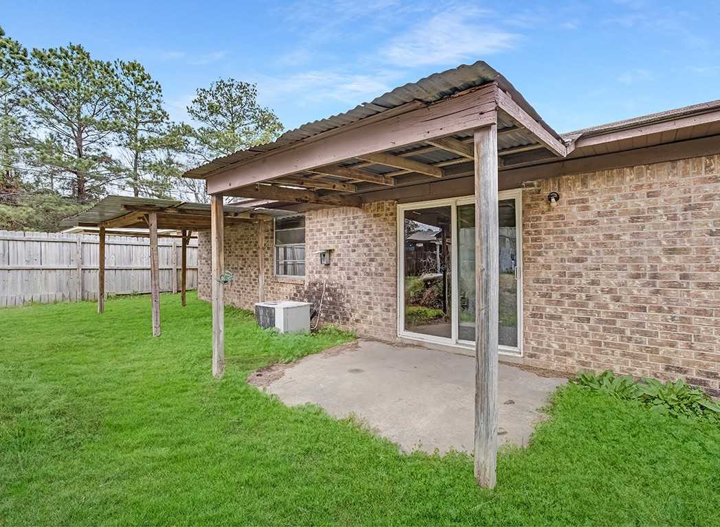 165 Greenforest Trl #NA - Photo 3 of 18