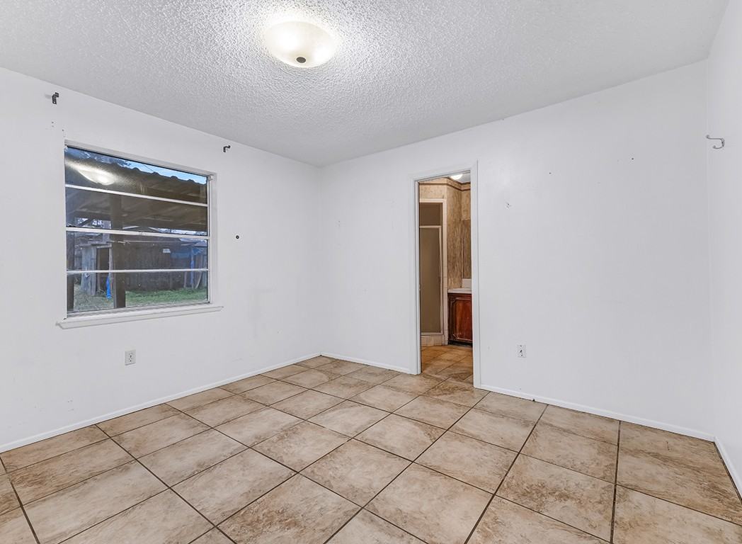 165 Greenforest Trl #NA - Photo 5 of 18