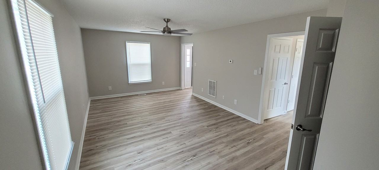 4505 Southern Webbing Mill Rd #NA - Photo 2 of 14