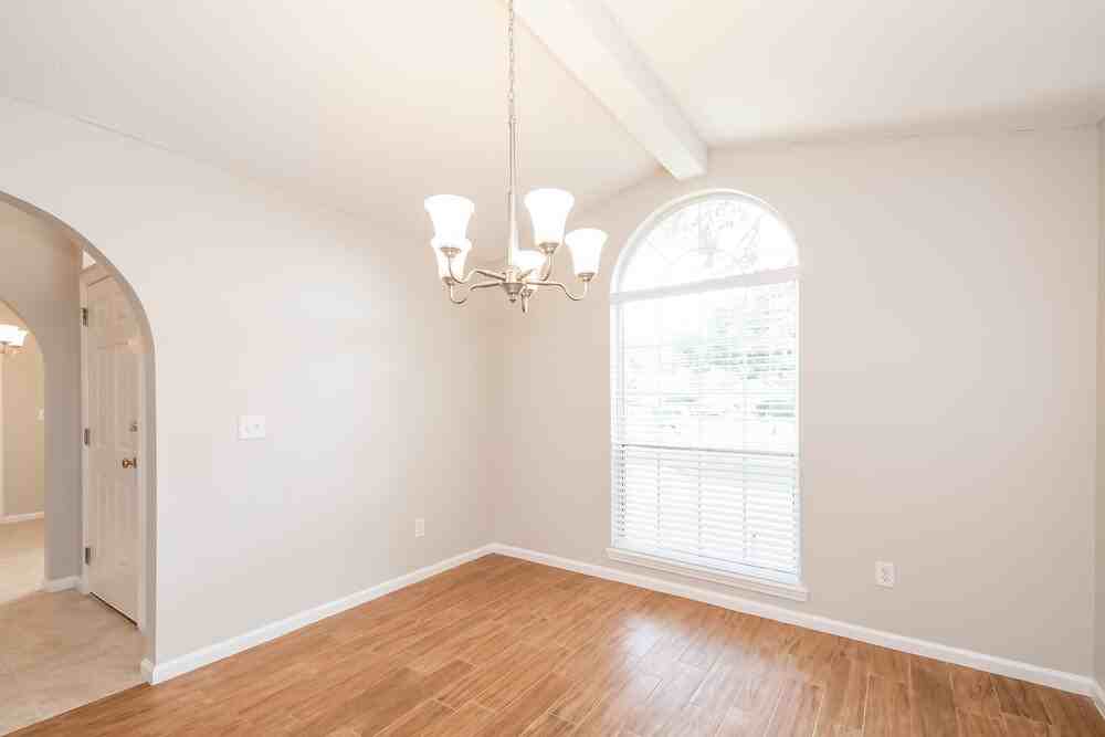 3744 Eagle Ridge Dr - Photo 4 of 15