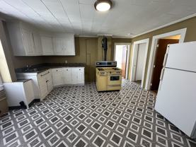 6 Walcott St #1R - Photo 1 of 1