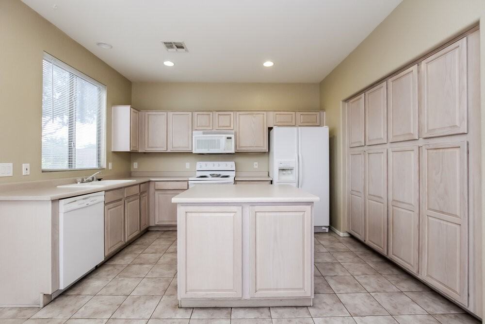 20734 N 94th Ln - Photo 4 of 20