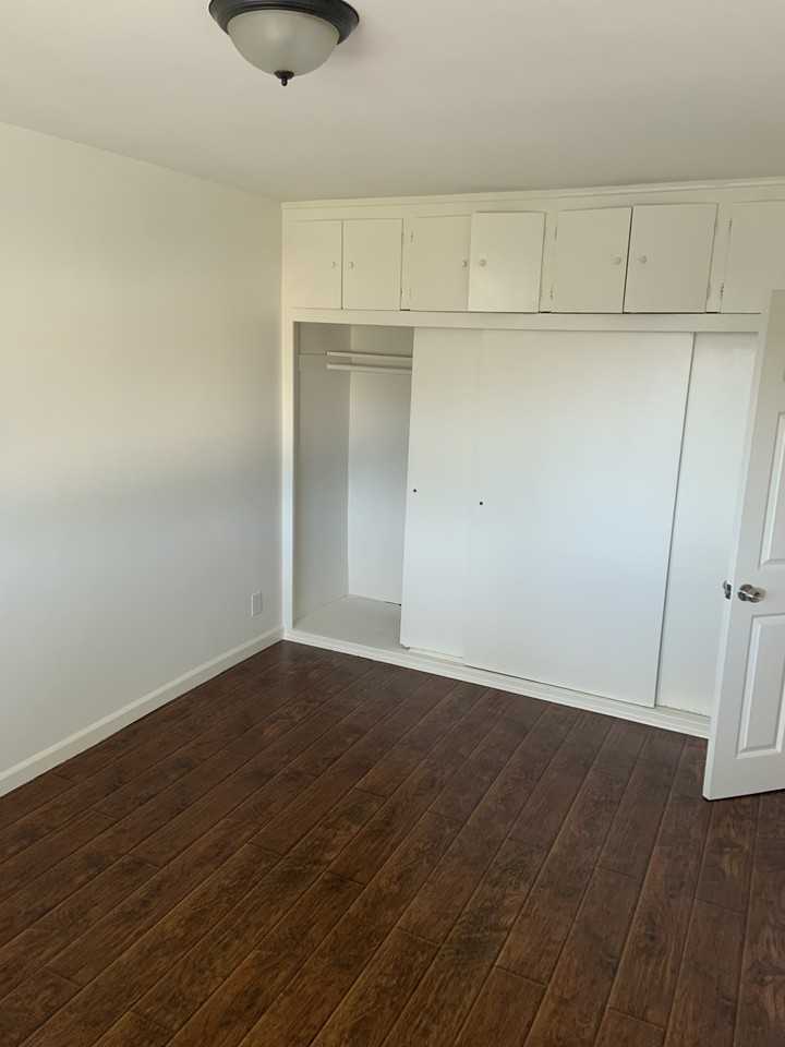 3013 South West View Street - Photo 7 of 10