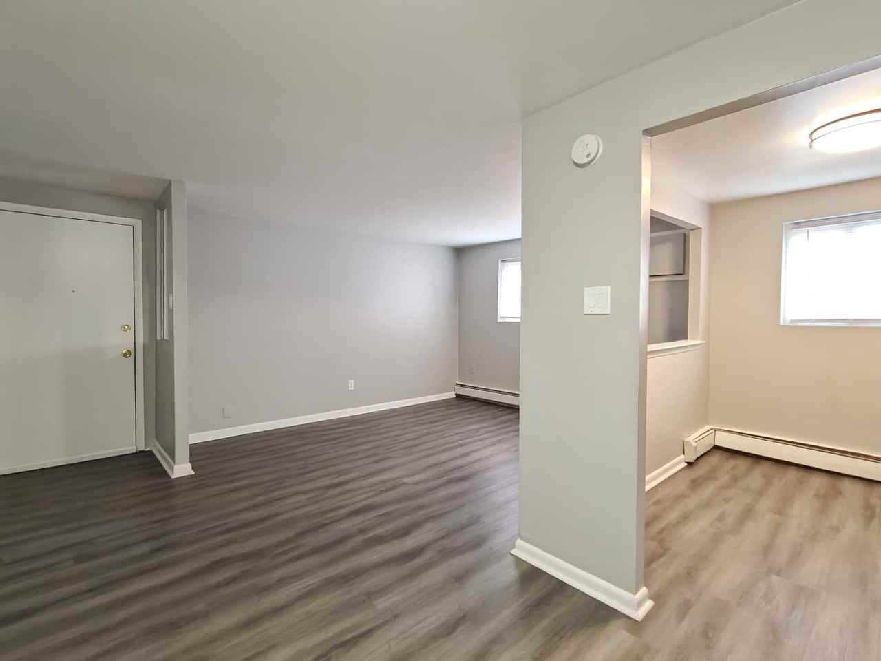 300 Main St #C11 - Photo 4 of 7