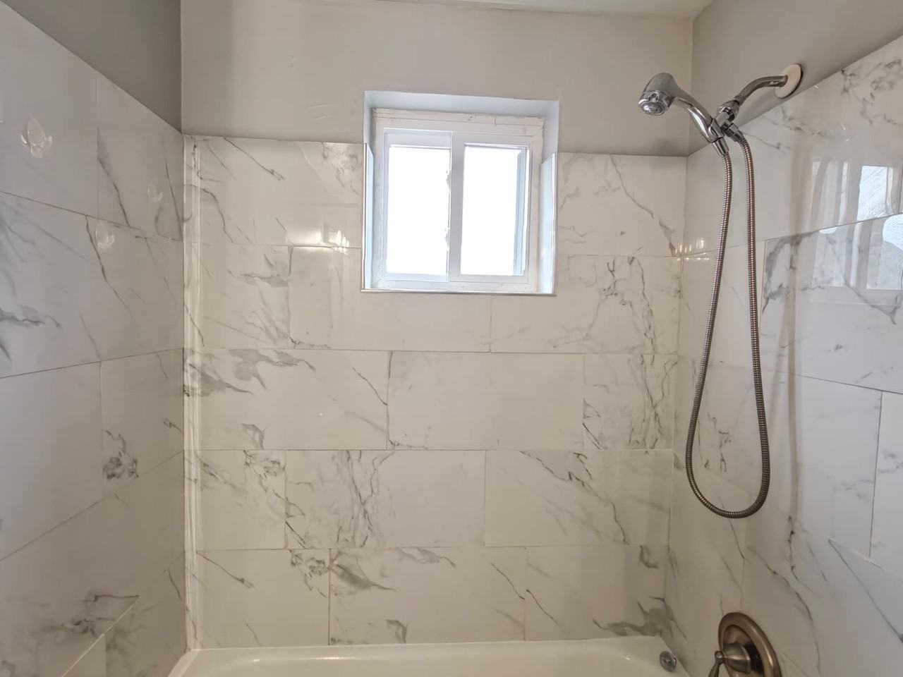 300 Main St #C11 - Photo 6 of 7